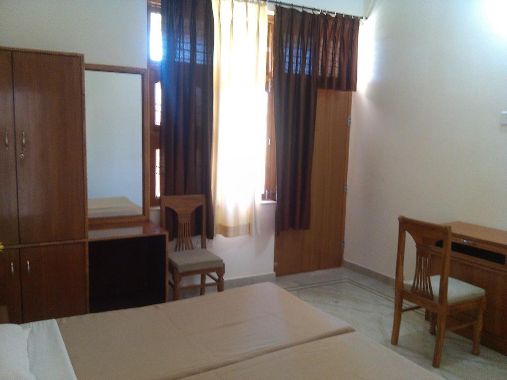 Ranthambhore Tiger Home Sawai Madhopur Exterior photo